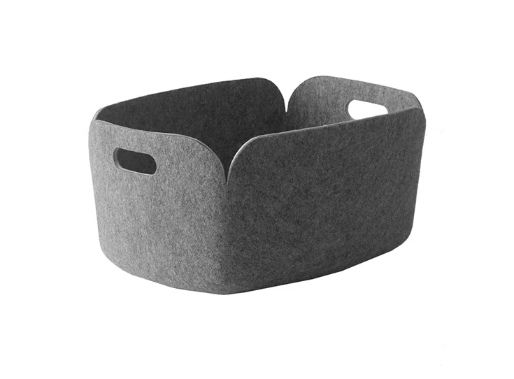 Muuto-Restore-mand-grey