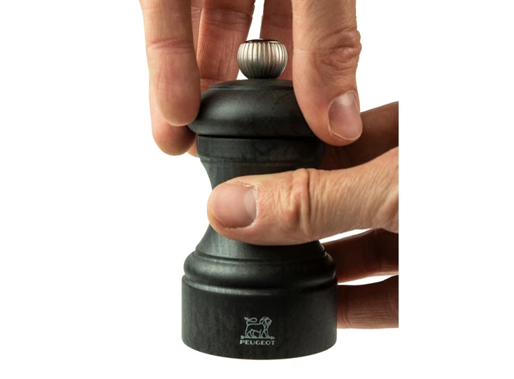 Peugeot-Bistro-grafiet-pepermolen-10cm