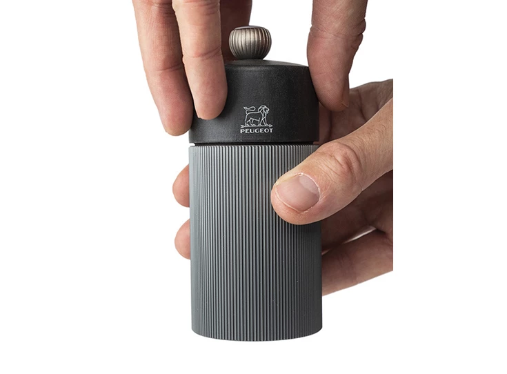 Peugeot-Line-zoutmolen-12cm-carbone