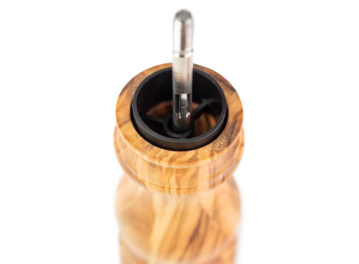 Peugeot-Paris-olijfhout-pepermolen-18cm