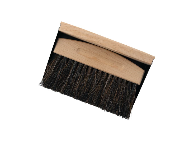 Point-Virgule-kruimelveger-met-blik-155x107x4cm-bamboe-paardenhaar-zwart