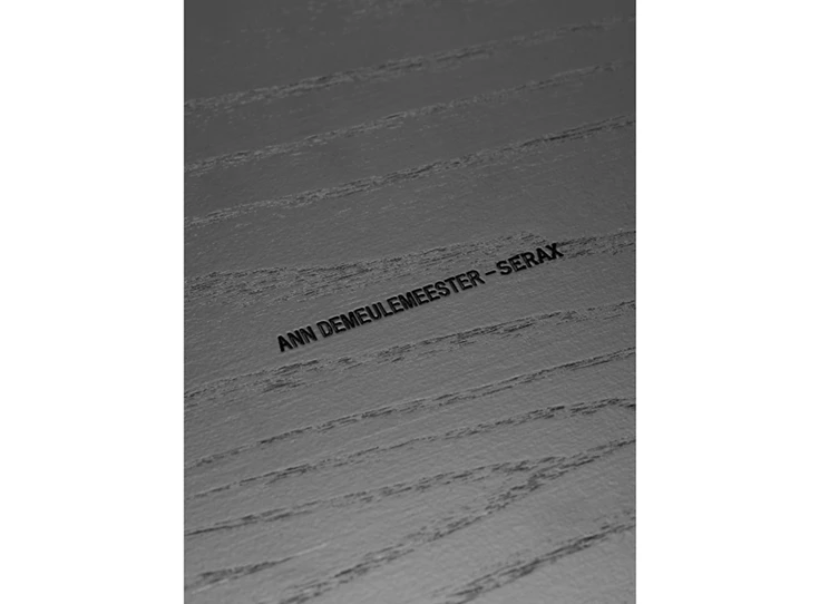 Serax-Ann-Demeulemeester-Various-Dede-plateau-45x30cm-ash
