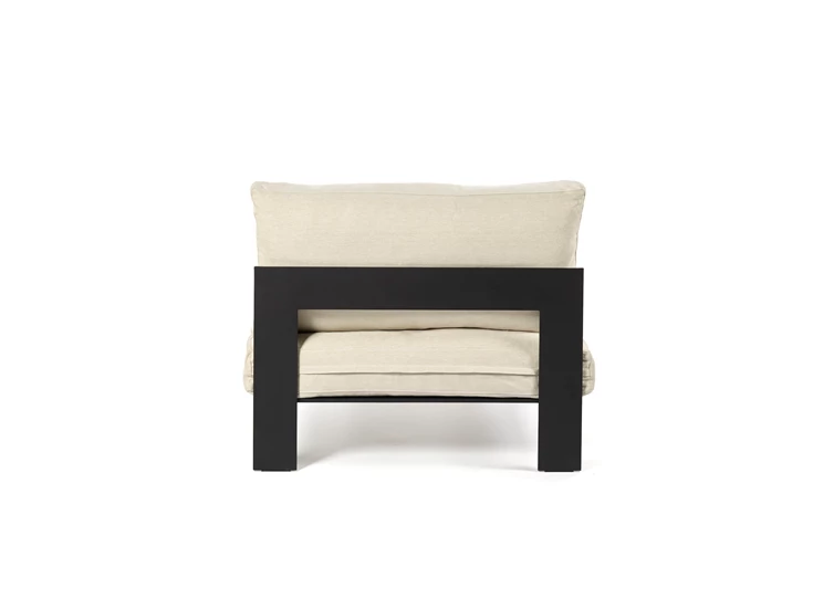 Serax-Bea-Mombaers-Bench-Eenzit-91x91-h58-Inclusief-Indoor-Kussen-Ivoor