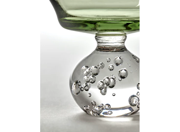 Serax-Bela-Silva-Eternal-glas-op-voet-M-D92cm-H10cm-groen