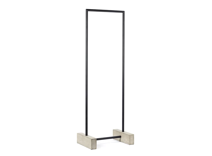 Serax-Louis-De-Limburg-kledinghanger-H160cm-zwart-metaal-beton