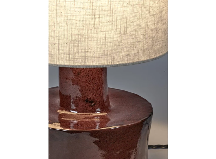 Serax-Marie-Michielssen-tafellamp-Catherine-D25cm-H47cm-voet-rood-kap-beige