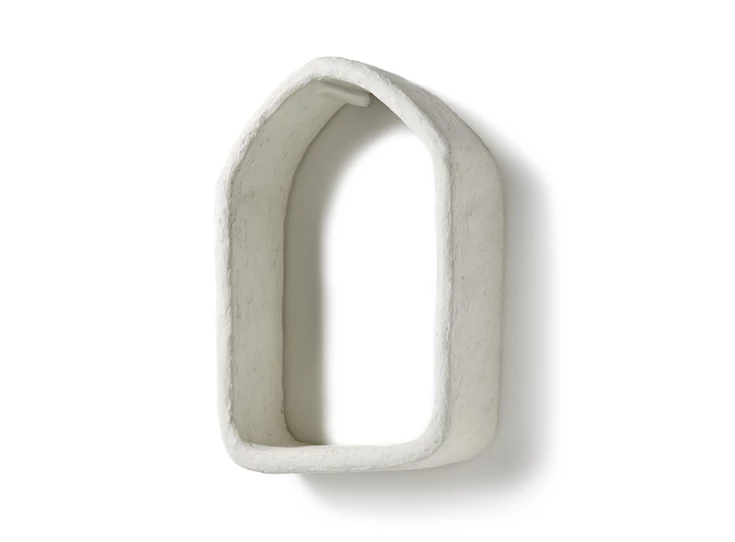 Serax-Marie-Michielssen-White-Earth-papier-mache-muurnis-L30-B12-H50-wit
