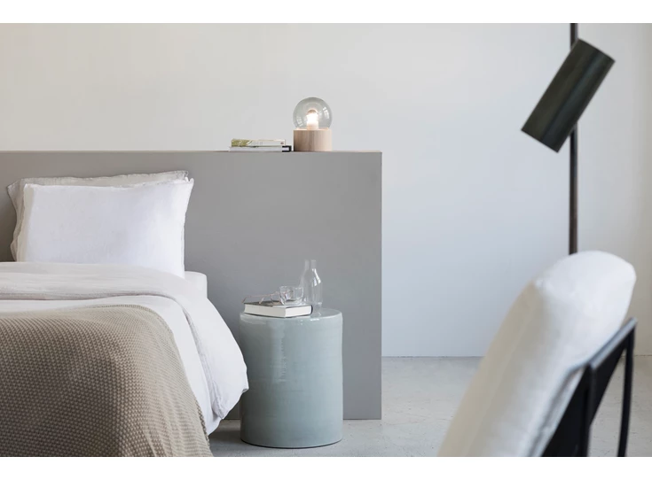 Serax-Pawn-bijzettafel-grijs-H46cm-D37cm