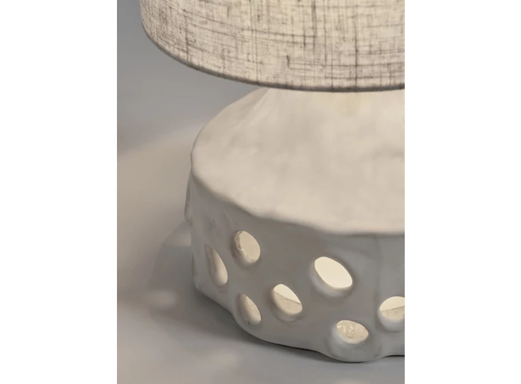 Serax-Sophie-Casier-tafellamp-Oya-02-D25cm-H42cm-beige