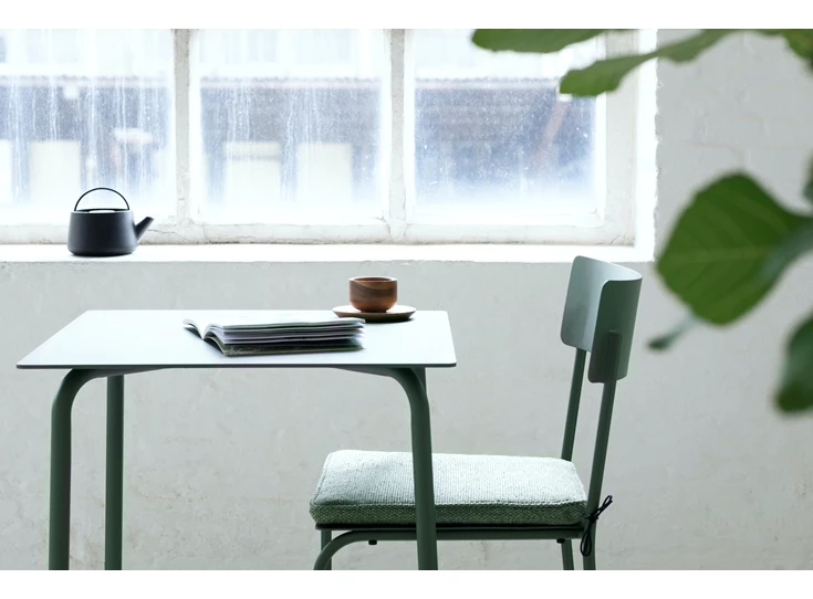 Serax-Vincent-Van-Duysen-August-armstoel-eucalyptus-green