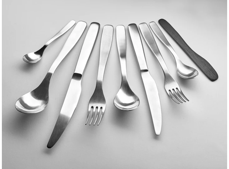 Serax-Vincent-Van-Duysen-Passe-Partout-tafelmes