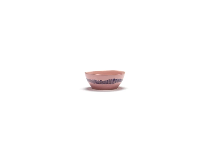Serax-Yotam-Ottolenghi-Feast-kom-L-18x18x8cm-delicious-pink-swirl-stripes-blauw