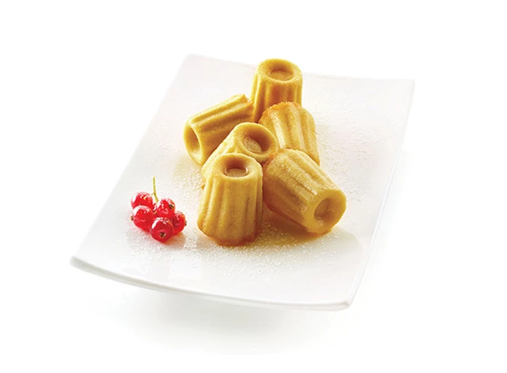 Silikomart-bakvorm-tradition-sf033-mini-cannele-18x-D35cm-H35cm