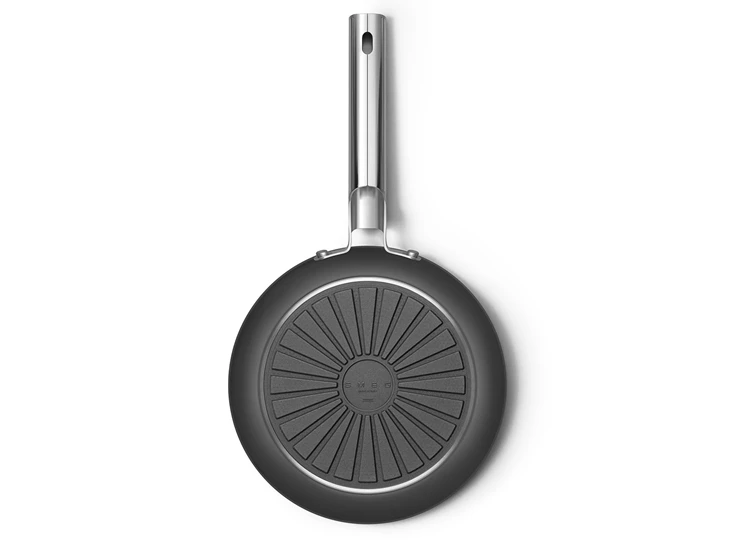 Smeg-braadpan-D24cm-zwart