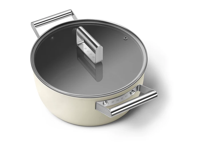 Smeg-kookpot-met-deksel-D24cm-46L-creme
