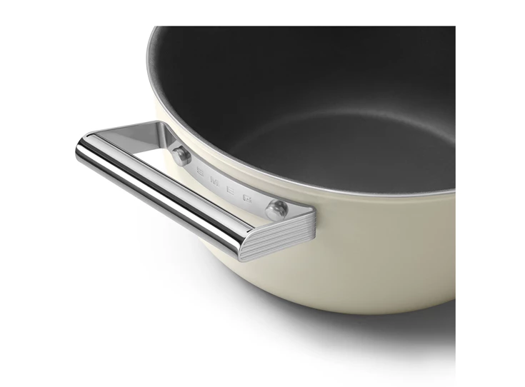 Smeg-kookpot-met-deksel-D24cm-46L-creme