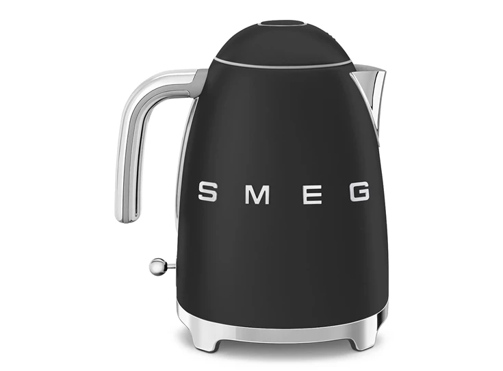 Smeg-waterkoker-17L-mat-zwart