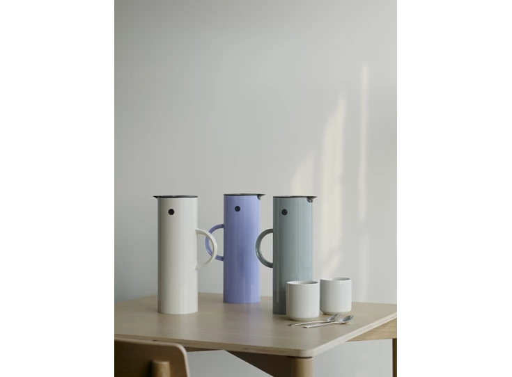 Stelton-Em77-thermos-1L-sand