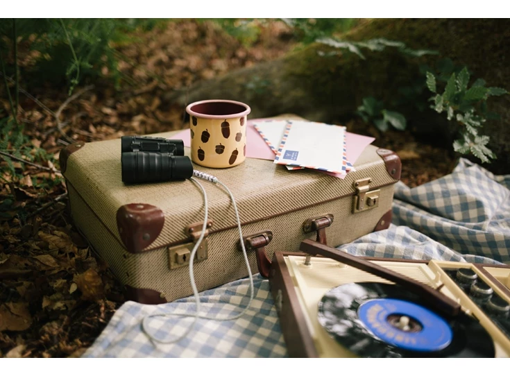 Sticky-Lemon-beker-enemal-acorn-camp-yellow