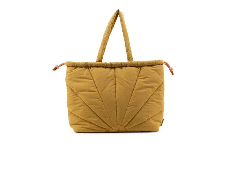 The-Sticky-Sis-Club-La-Promenade-padded-tote-bag-madeleine-beige