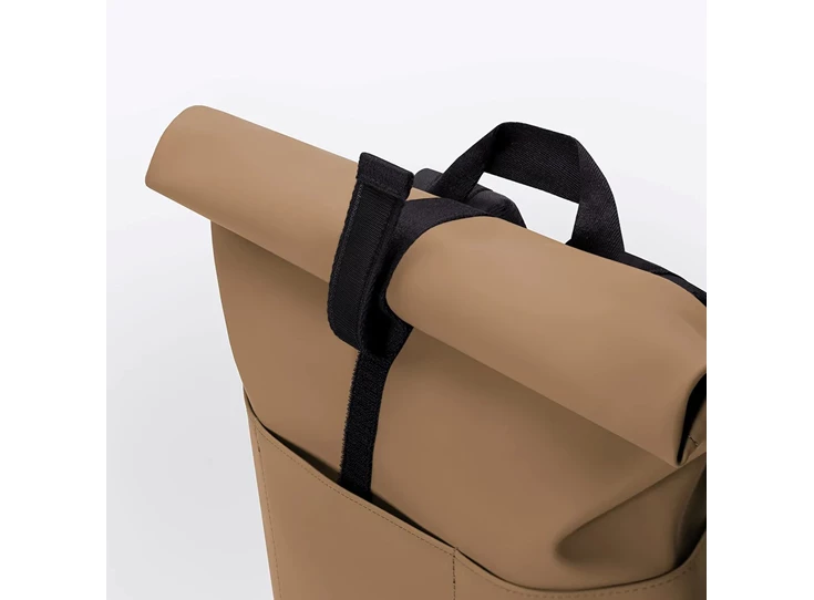 Ucon-Acrobatics-Hajo-Medium-backpack-lotus-almond