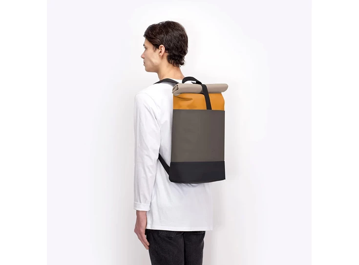 Ucon-Acrobatics-Hajo-Medium-backpack-lotus-honey-mustard-dark-grey