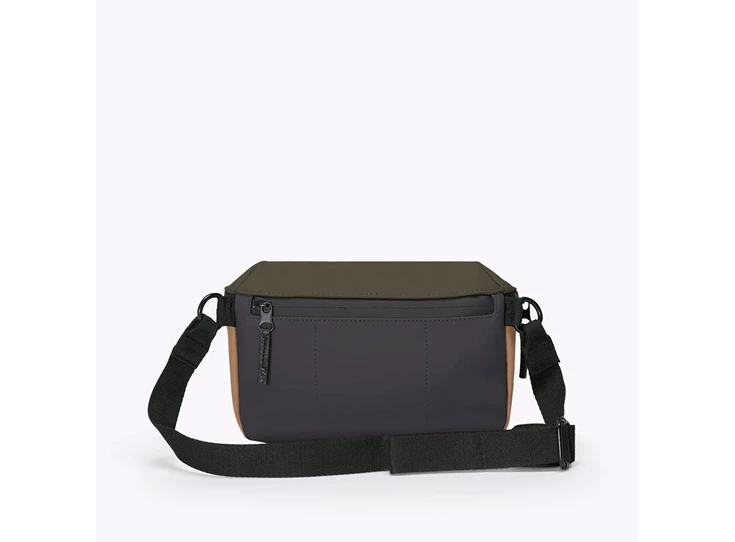 Ucon-Acrobatics-Jona-bag-lotus-olive-almond