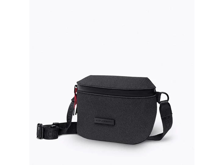 Ucon-Acrobatics-Jona-Phantom-bag-asphalt-reflective