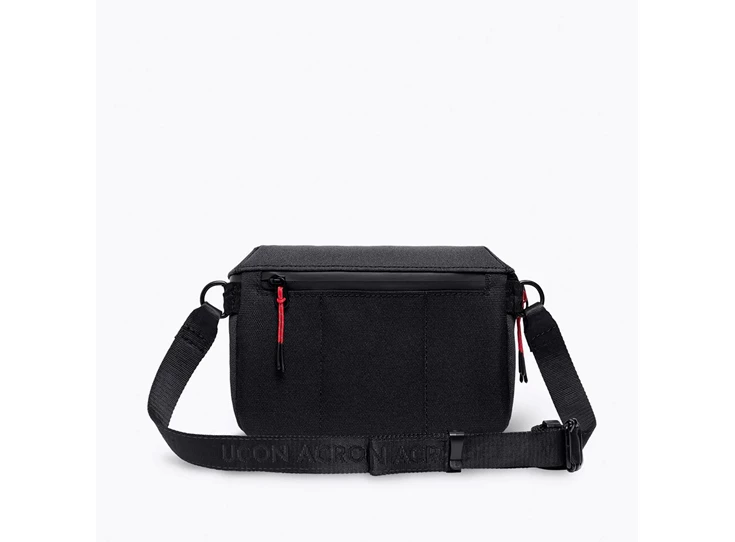 Ucon-Acrobatics-Jona-Phantom-bag-asphalt-reflective