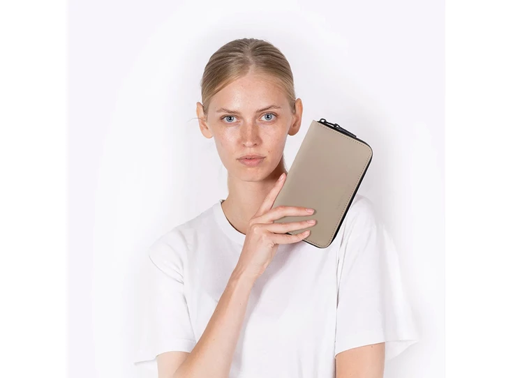 Ucon-Acrobatics-Naira-wallet-lotus-nude