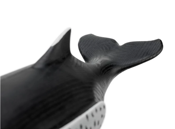 Vitra-Eames-House-Whale-L70cm-H14cm