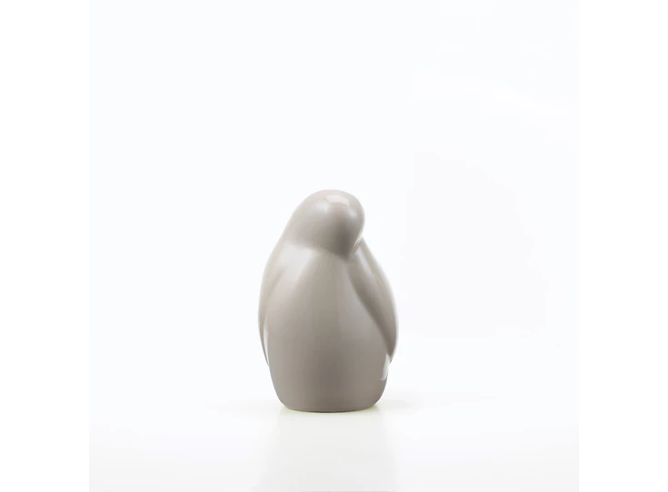 Vitra-Resting-Animals-bird-sand