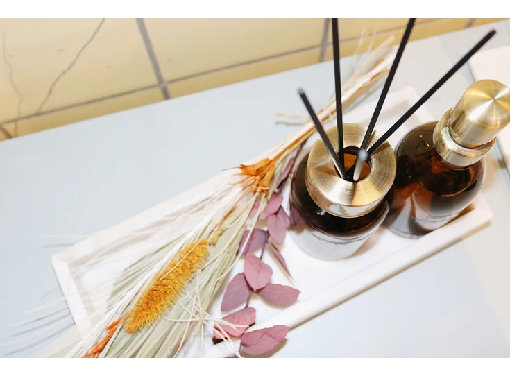 Wellmark-geurstokjes-new-style-200ml-amber-glas-brass-smells-like-home