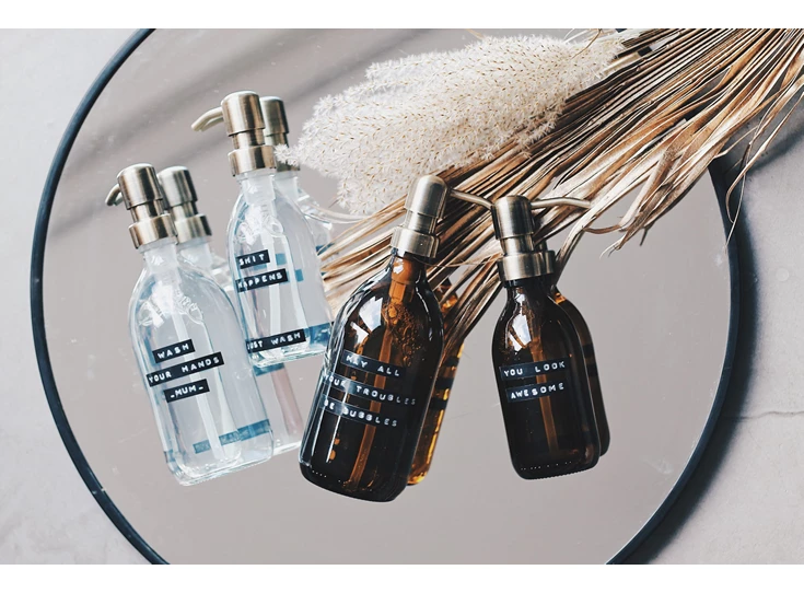 Wellmark-handzeep-500ml-amber-glas-brass-may-all-your-troubles-be-bubbles