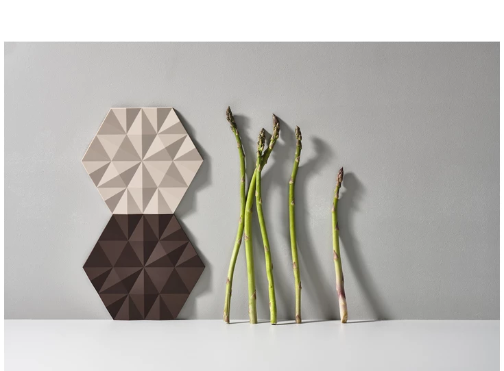 Zone-Ori-Facet-potonderzetter-16x14x08cm-chocolate